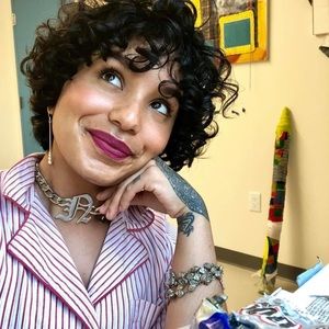 Meet your Posher, Hannah